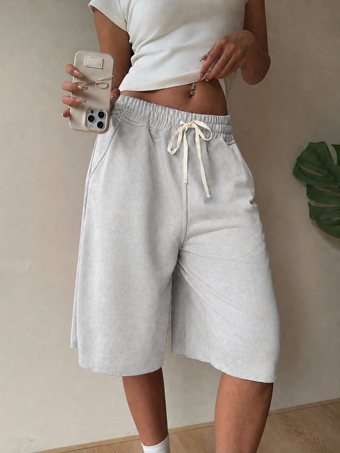 Oversized Drawstring Bermuda Shorts – 4 Colors (Pink, White, Black, Gray), Loose Fit & Knee-Length for Summer Streetwear